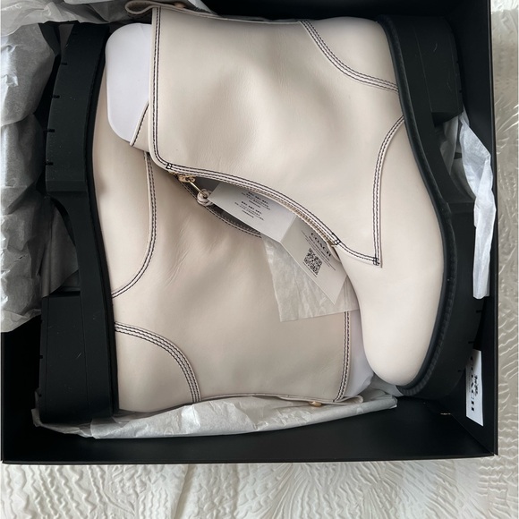 ✨ NEW Coach Liza White Leather Booties, Size 11, NWT✨ - Picture 4 of 11